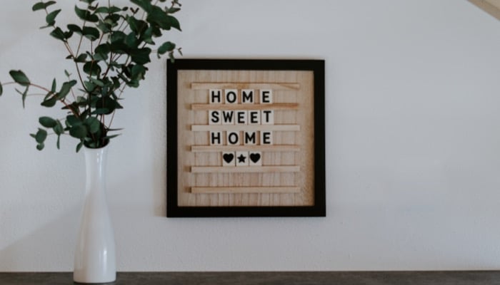 julian-hochgesang-BKACkJLu5Hc-unsplash_adobespark