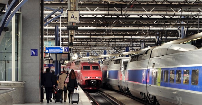 miguel-a-amutio-train-unsplash_resized